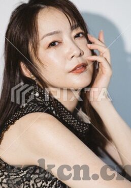 果冻传媒最好看女演员-探索果冻传媒的璀璨星光，谁是最吸引眼球的女演员？
